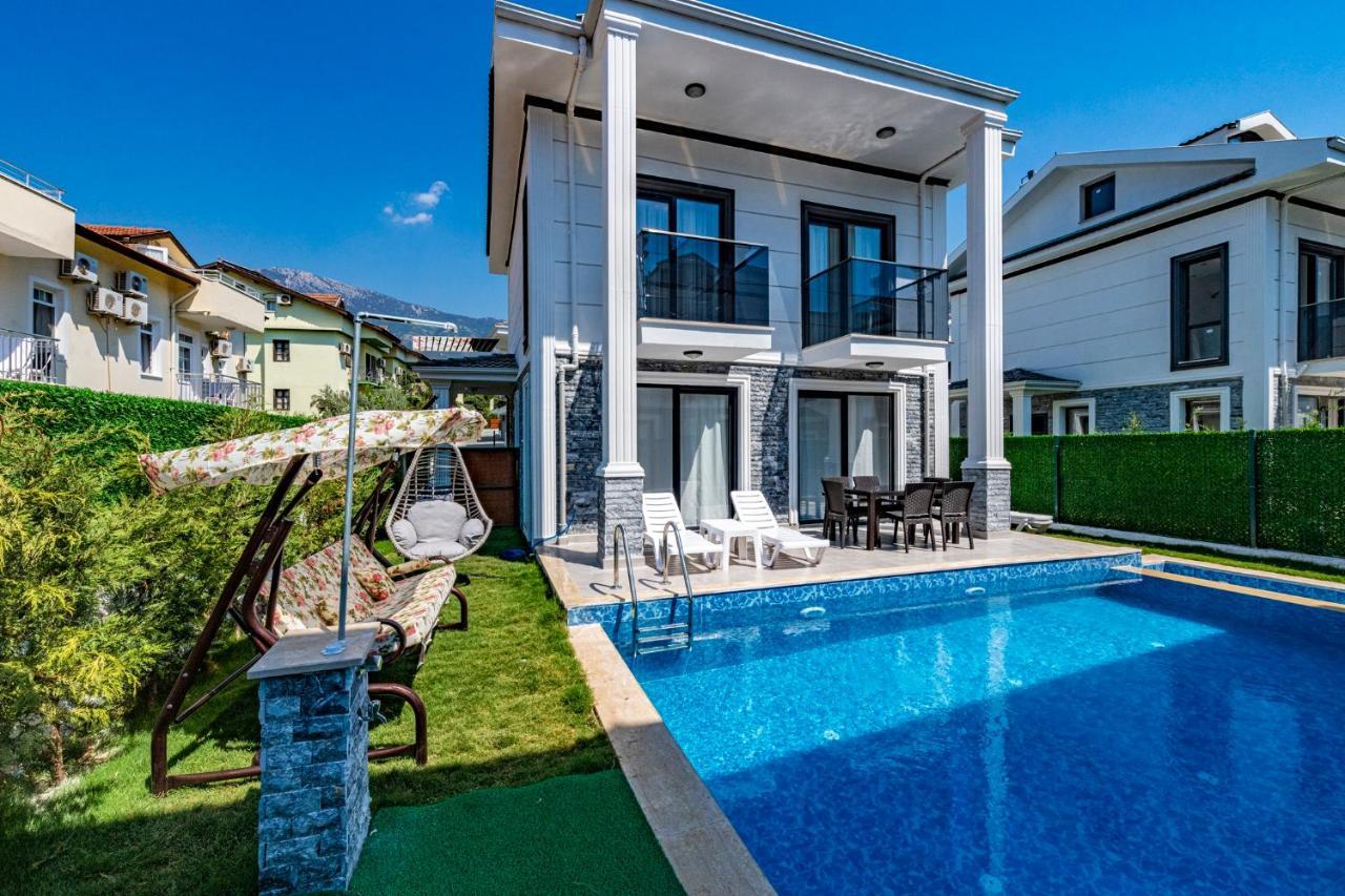 Salkim- 4 Bedroom Holiday Villa In Oludeniz 페티예 외부 사진